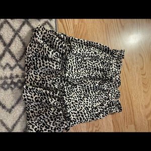 Skirt cheetah never worn